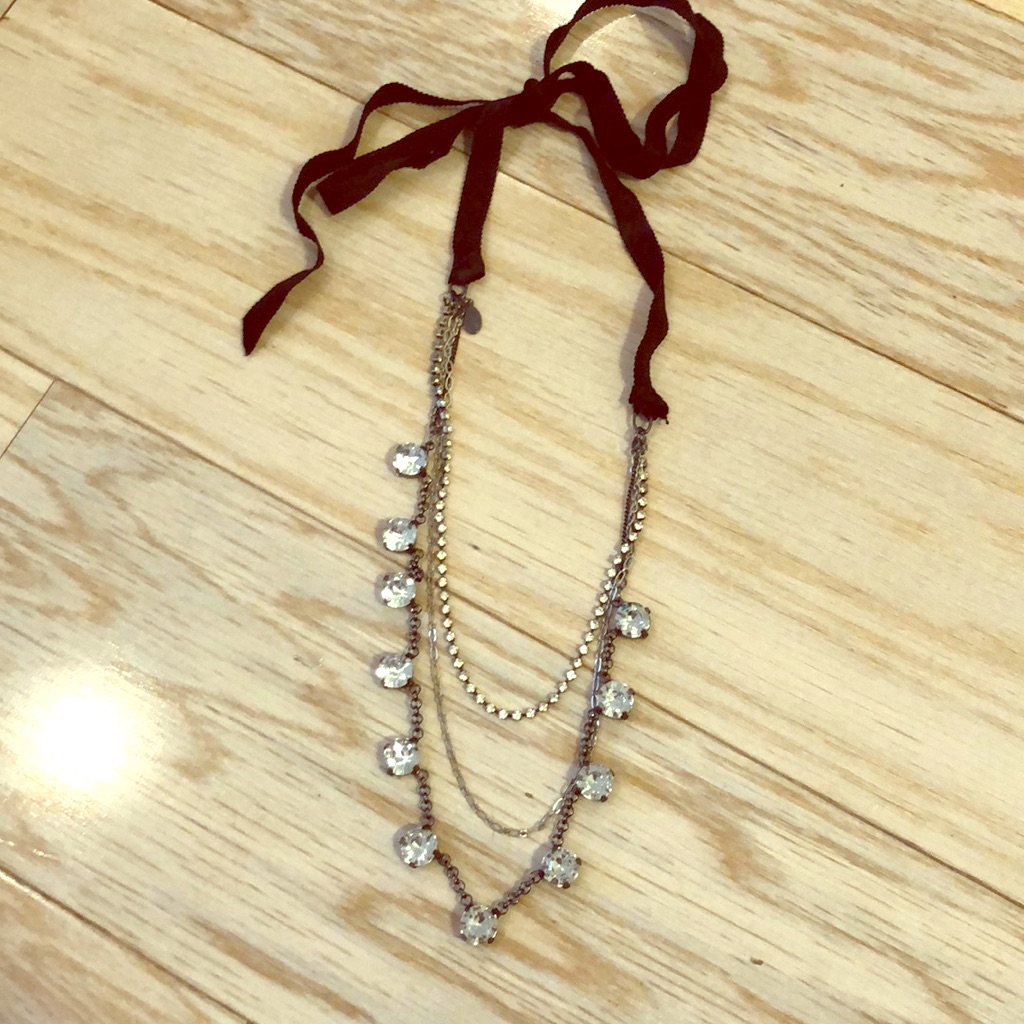 American Eagle Fashion Necklace 5$